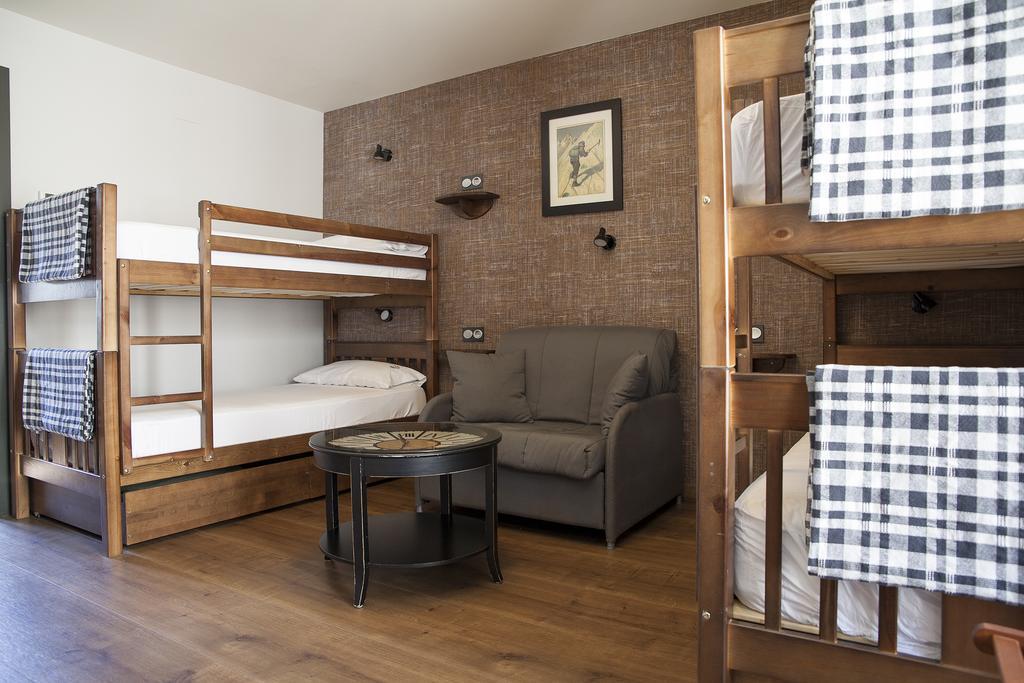 טורלה Hostel-Albergue Monte Perdido מראה חיצוני תמונה